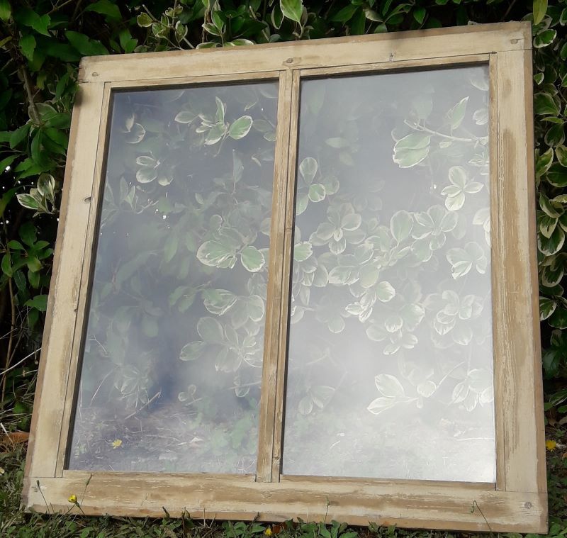 Glazed frame 70x70,5cm for partition