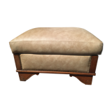 Pouf chest footrest
