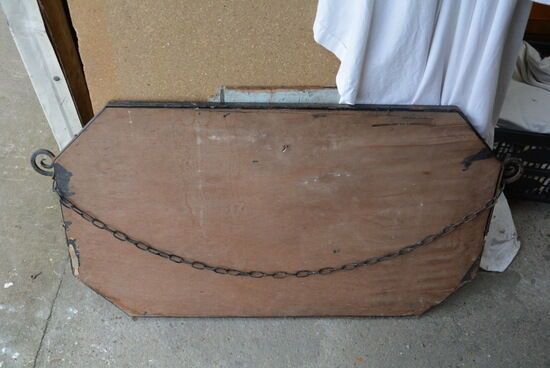 Bevelled mirror in wrought iron 92x48cm