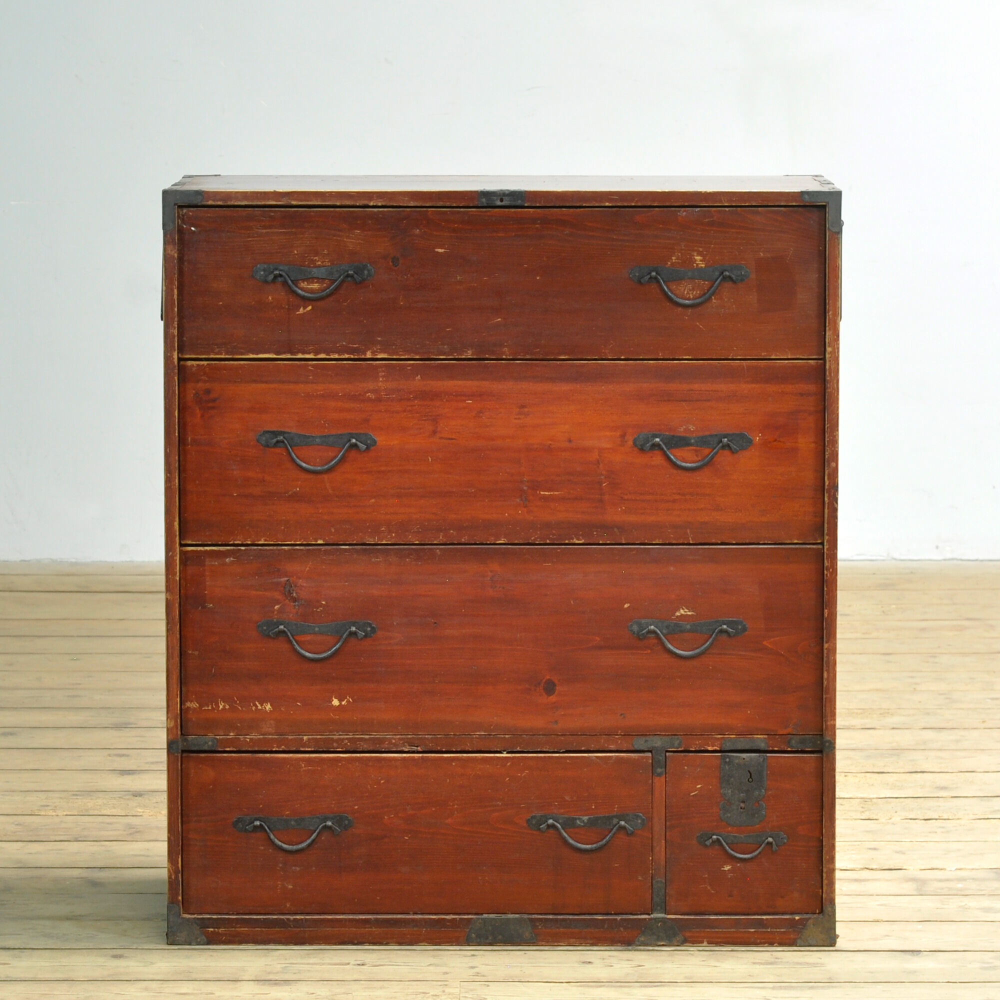 Japanese Tansu chest of drawers, circa 1870