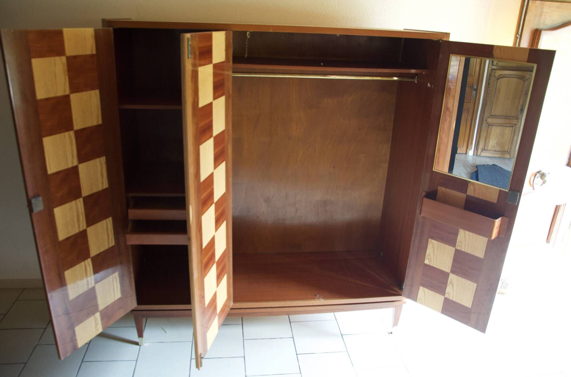 Lasted wooden wardrobe from the 70s