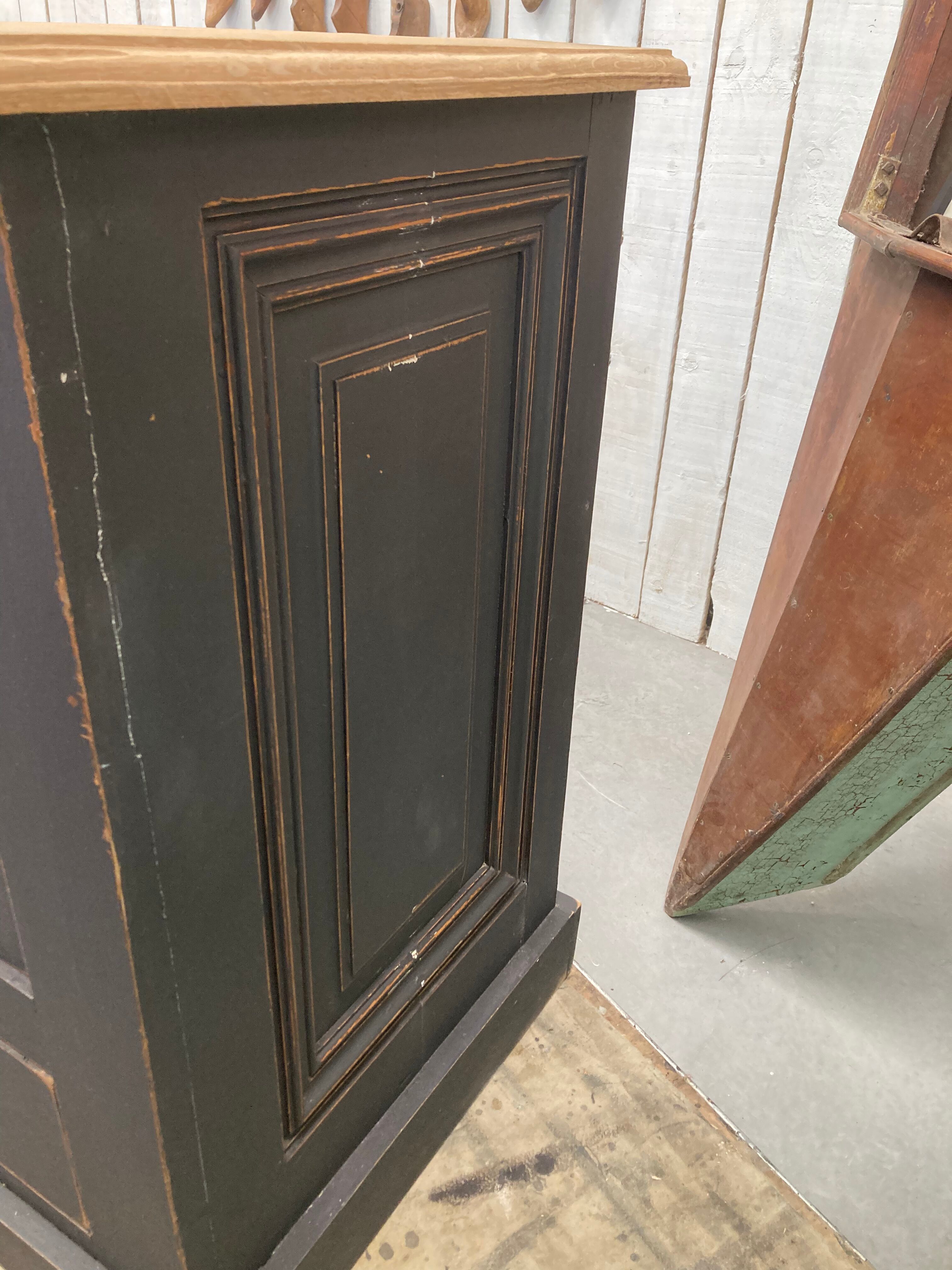 Old cabinet with 18 drawers xxl