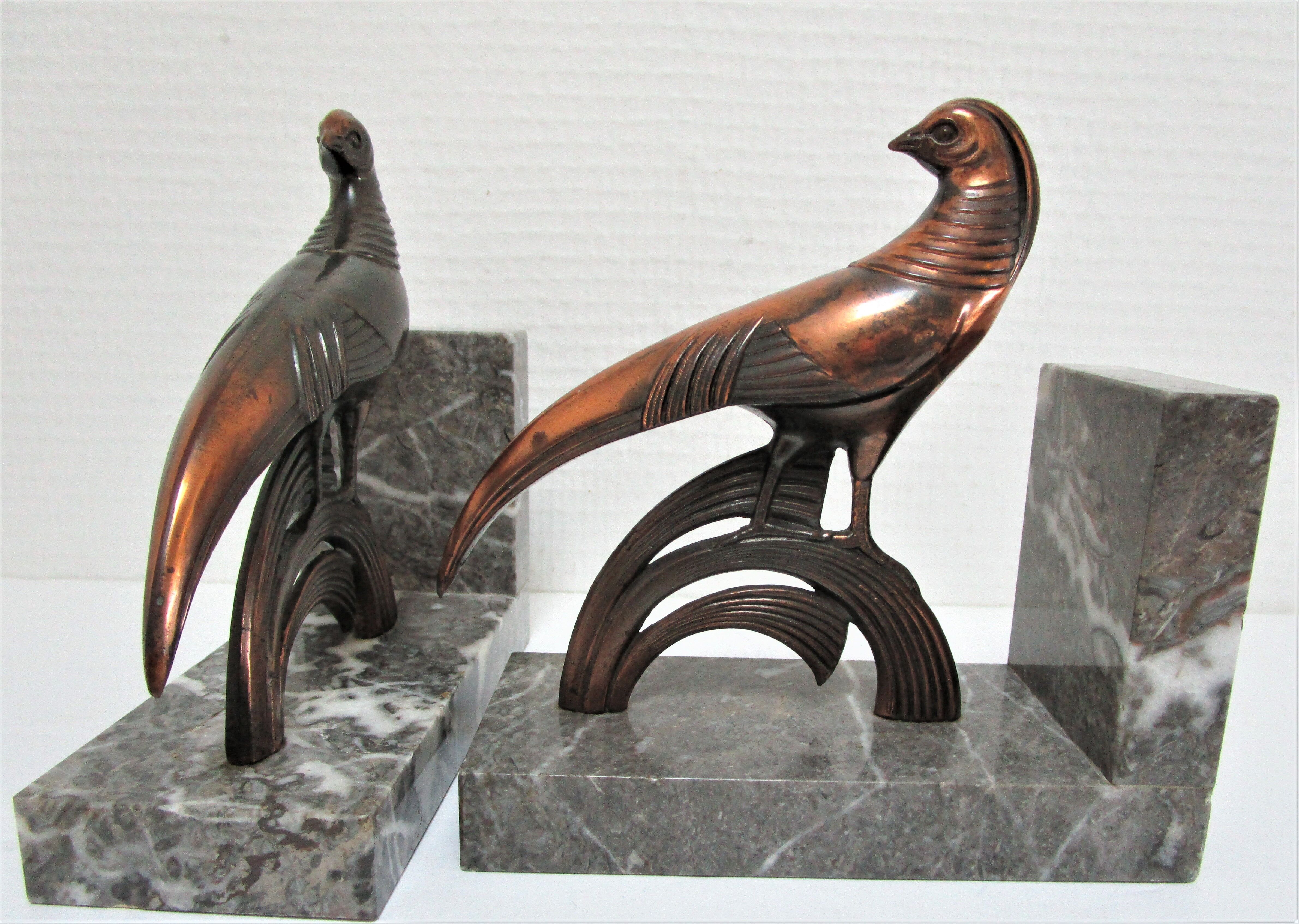 Pair of greenhouse books bird Art Deco metal patinated marble