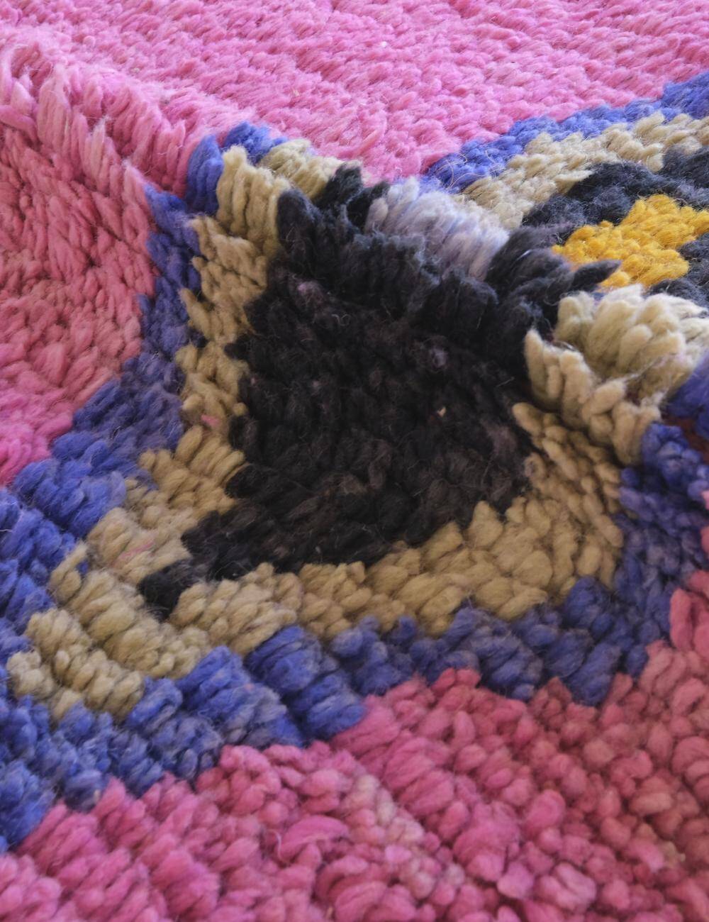 Pink berber rug - 315 x 190 cm