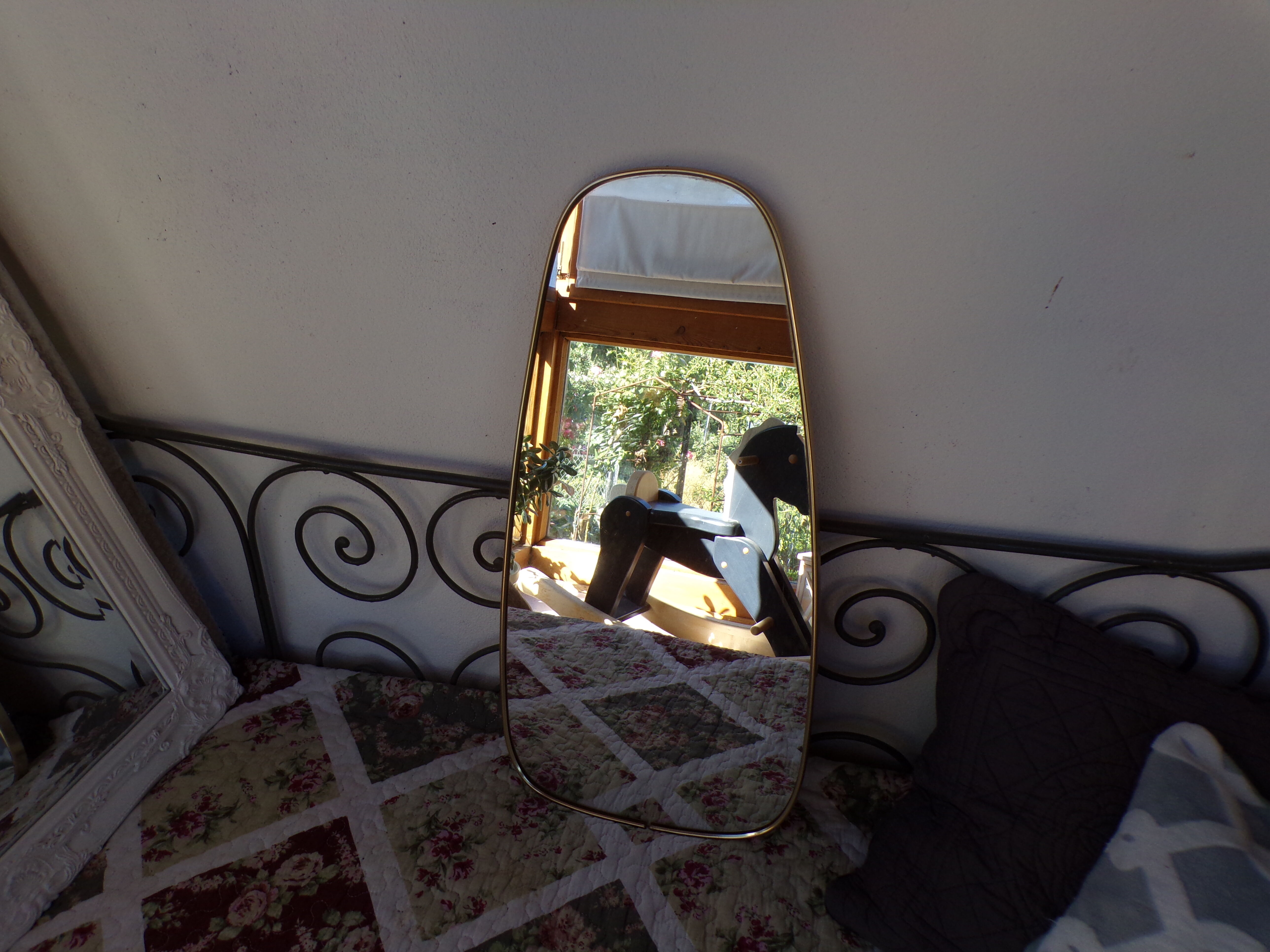 Ancient oval mirror 60s - 66x32cm