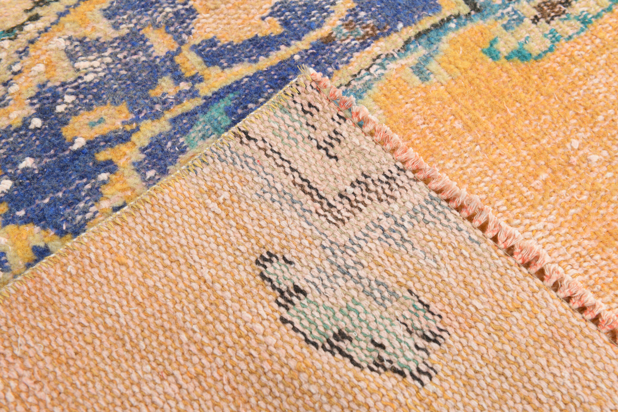 2x8 Short Classic Runner Rug, 56x234Cm