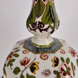 Makkum Tichelaar lidded pot, hand-painted porcelain – Dutch