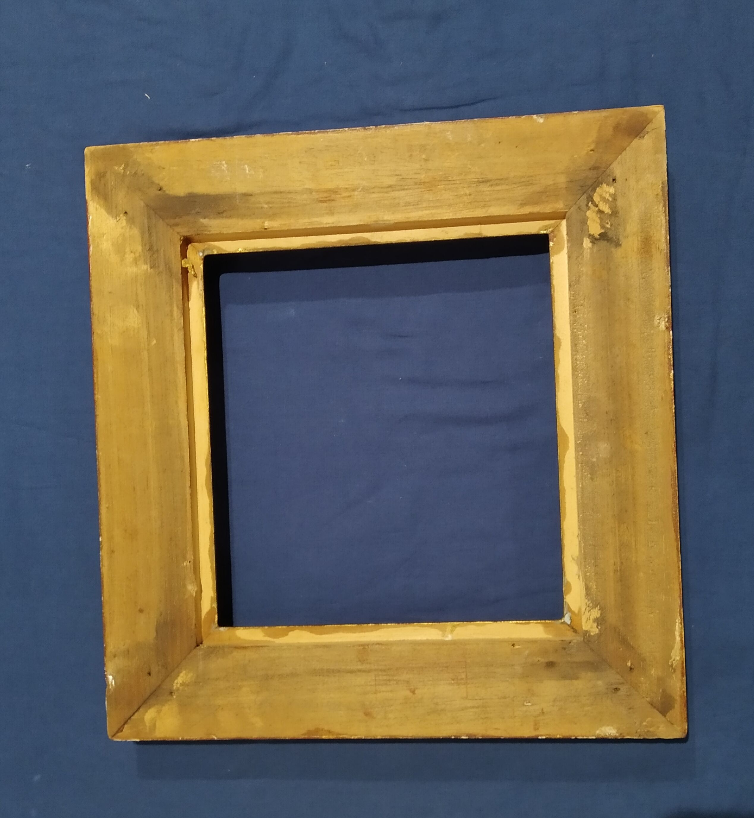 Montparnasse frame gilded carved wood foliage 22 cm x 21 cm