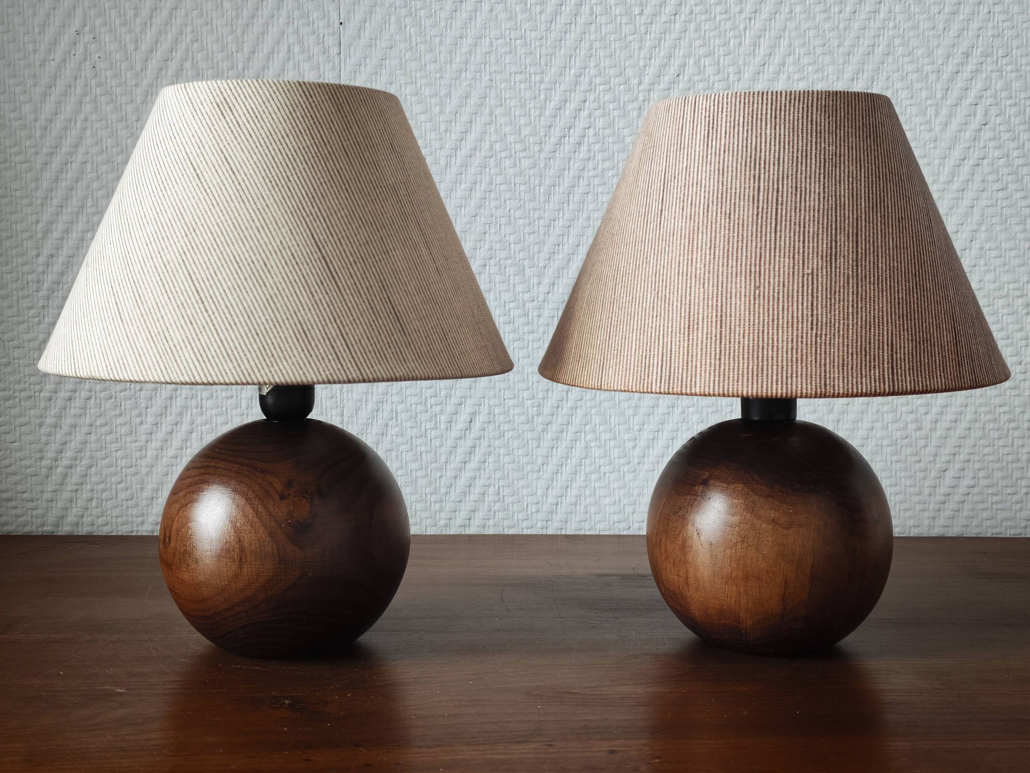 Pair of solid wood ball lamps 1980