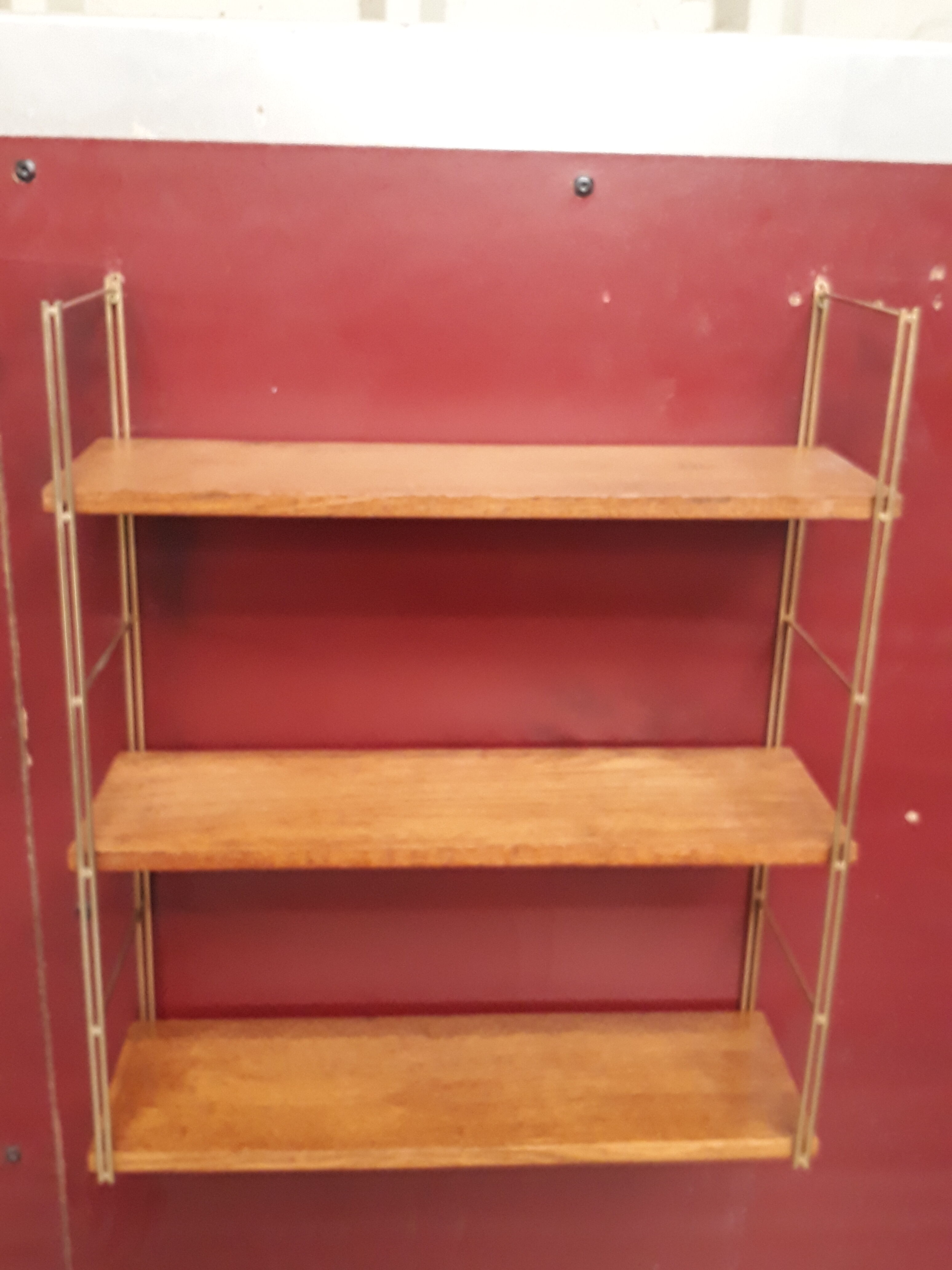 Shelf string 1950