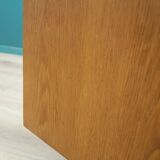 Oak cabinet, Scandinavian design, 1960s, designer: Børge Mogensen, manufact