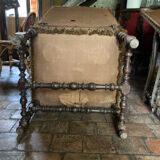 Walnut armchairs with Entretoise style Louis XIII