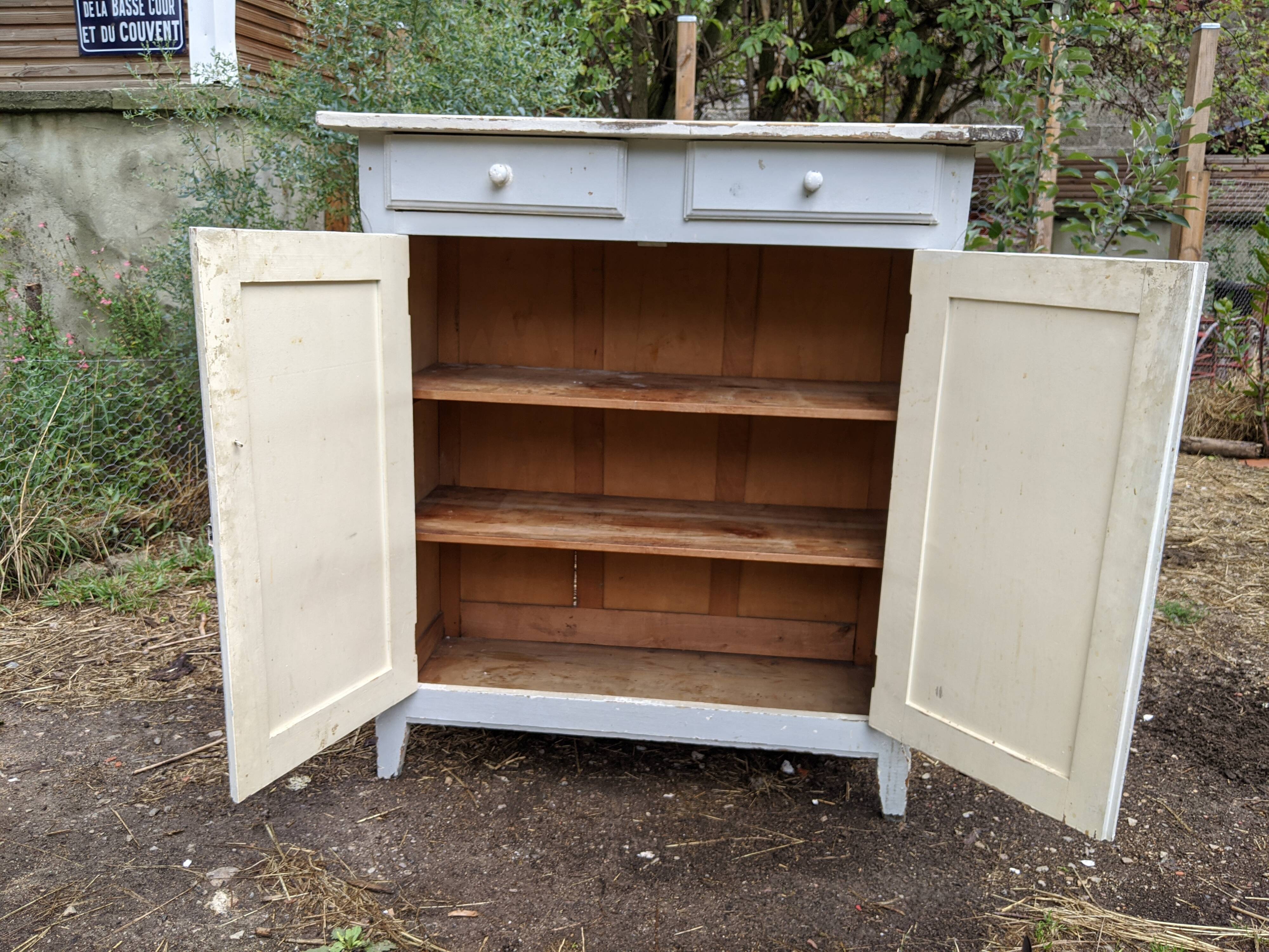 Former Parisian buffet circa 1950