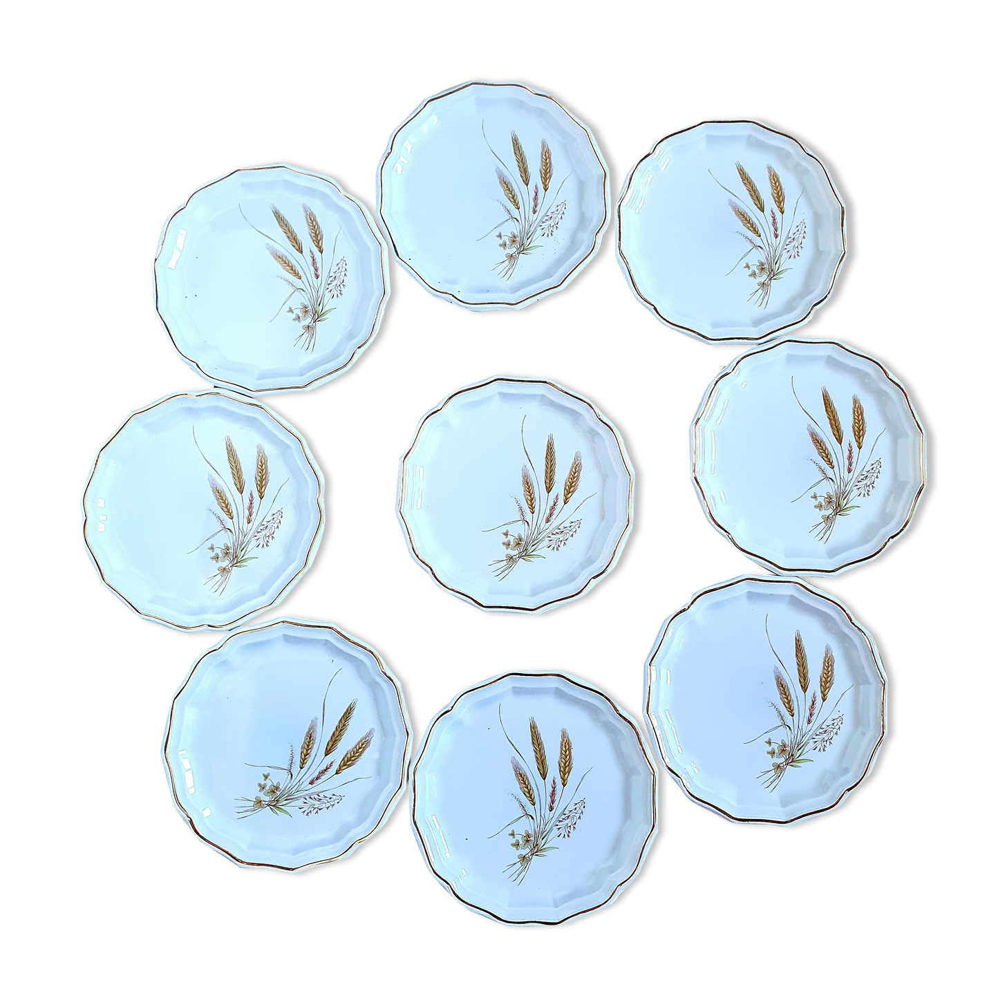 Eight country-patterned dessert plates