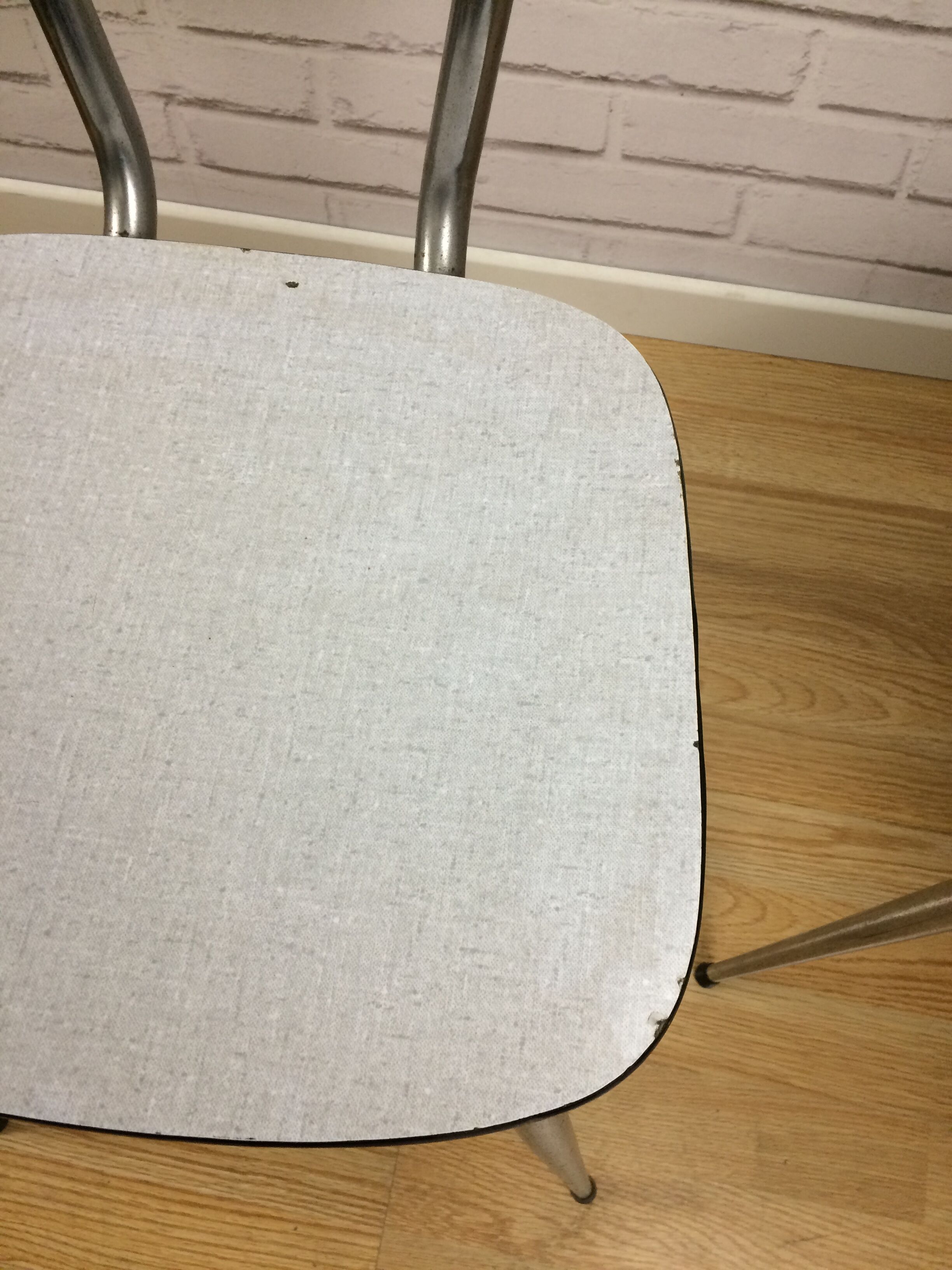 set of 2 chairs formica