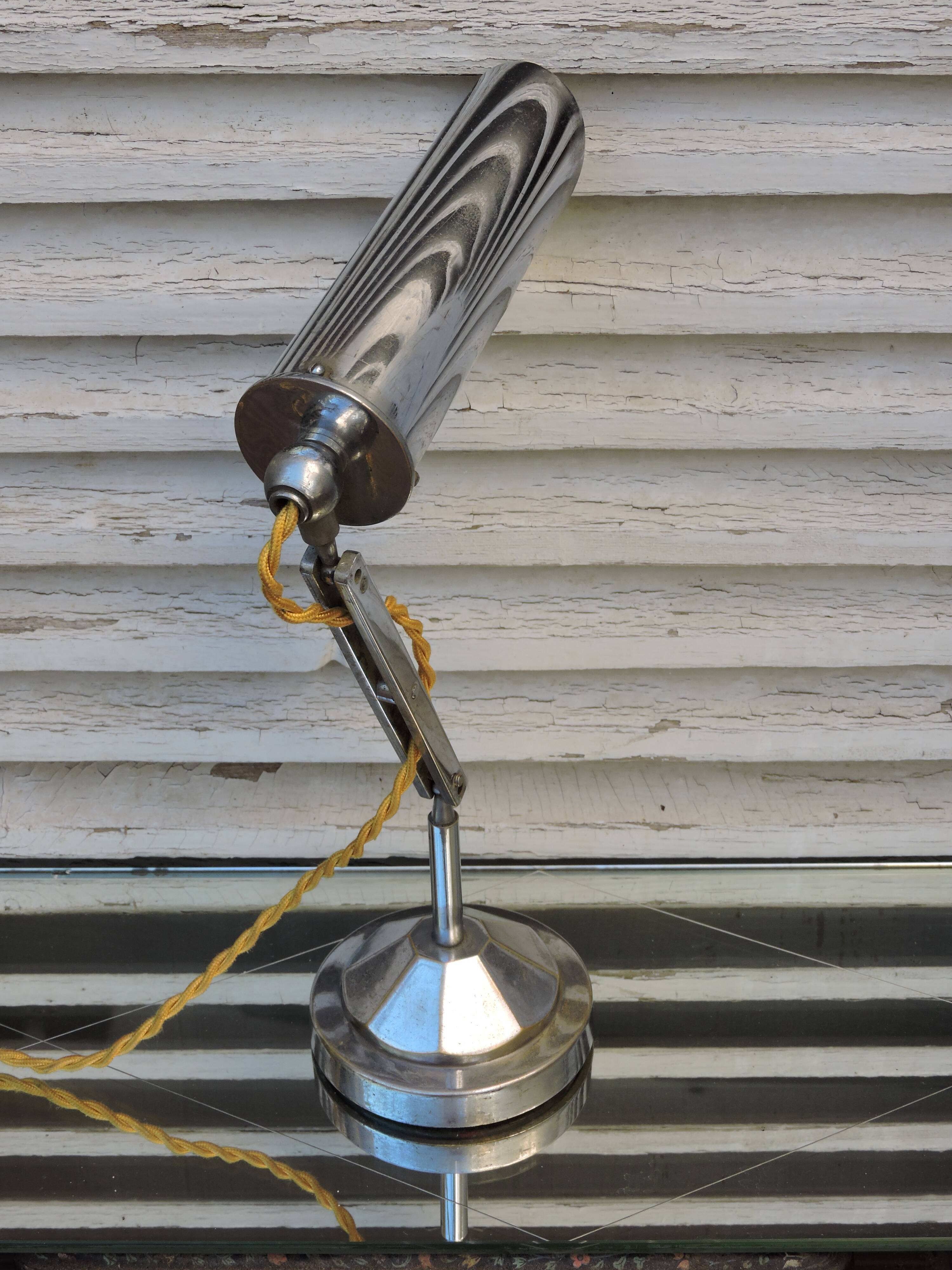 Art Deco chrome desk lamp from the 30s