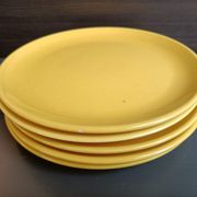 Set of 5 yellow dessert plates