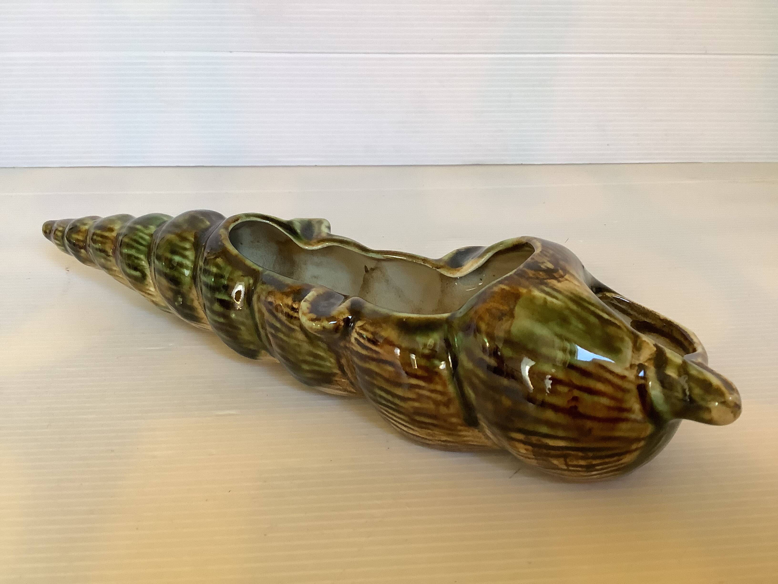 Cendrier long coquillage barbotine