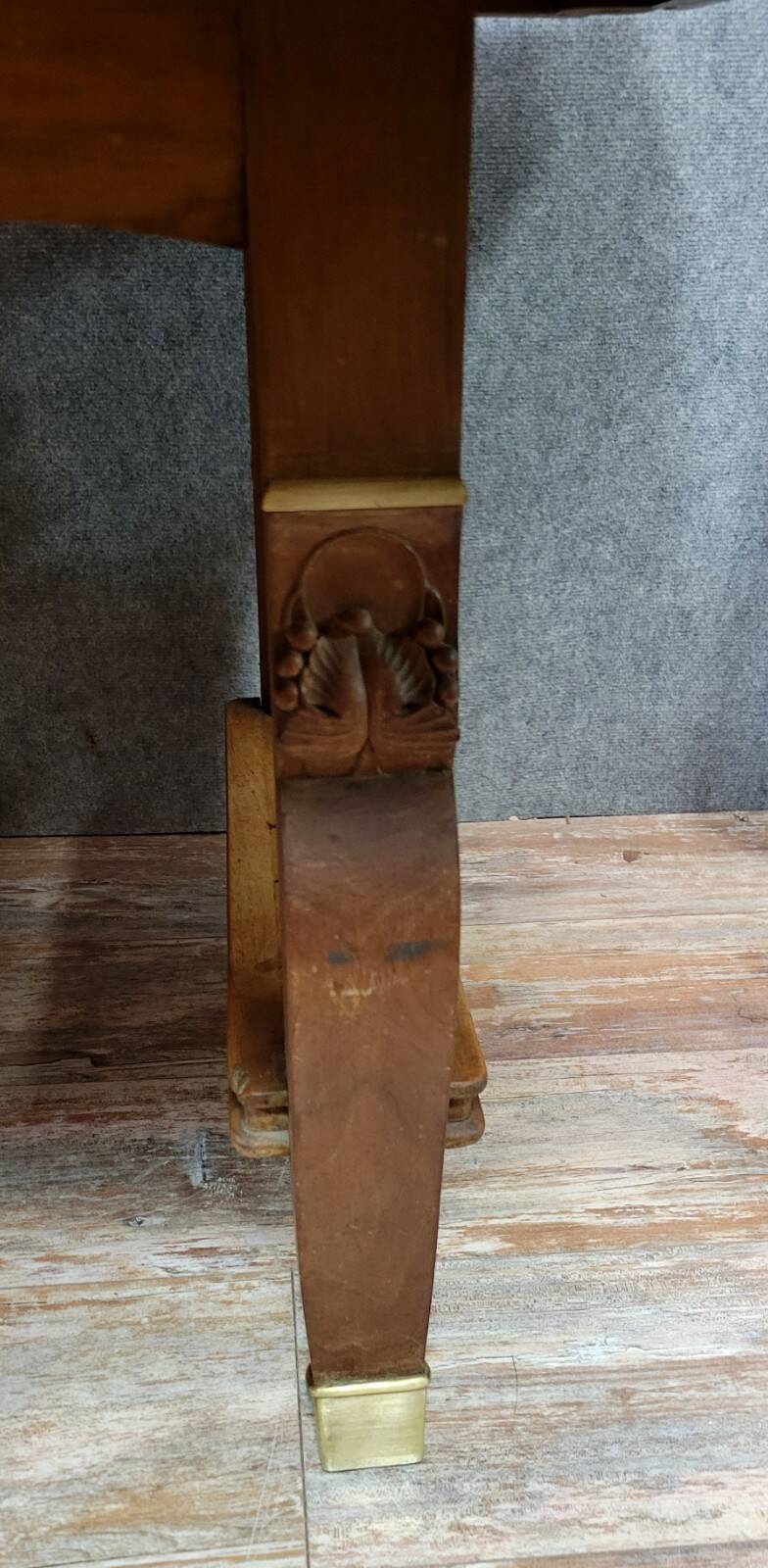 Art Deco period dining table in blond mahogany circa 1950