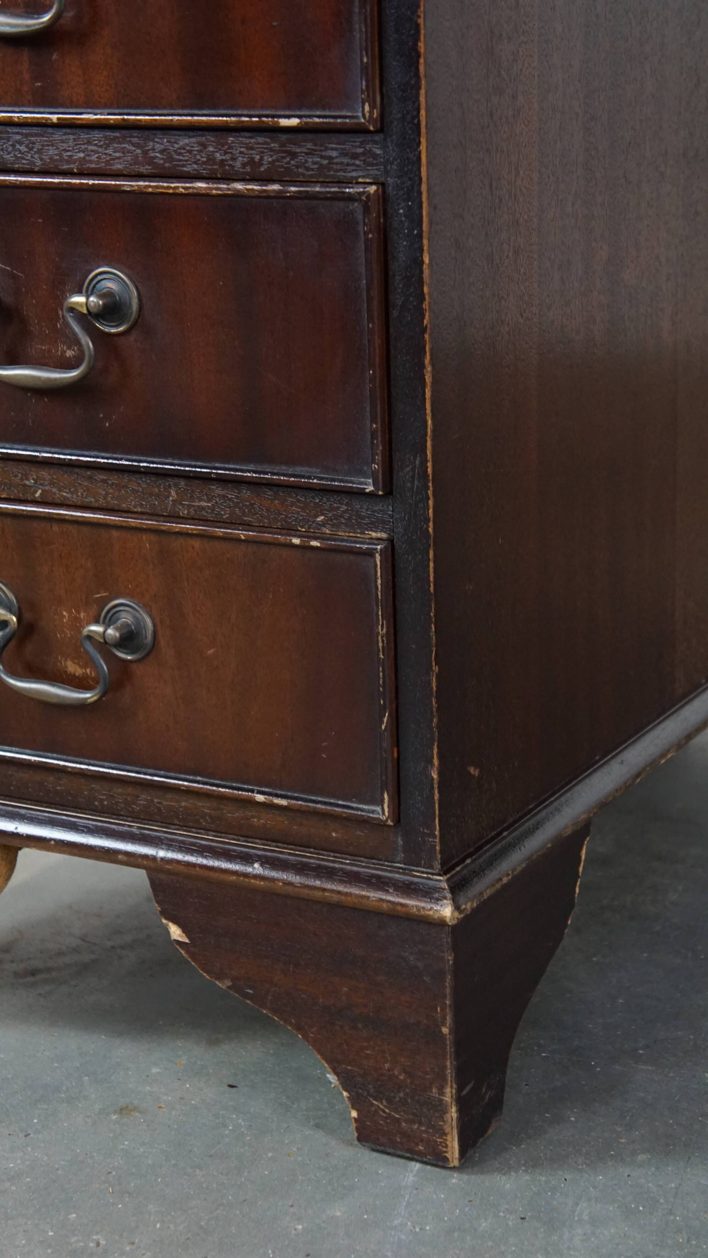 English style chesterfield desk with patina and a green leather top