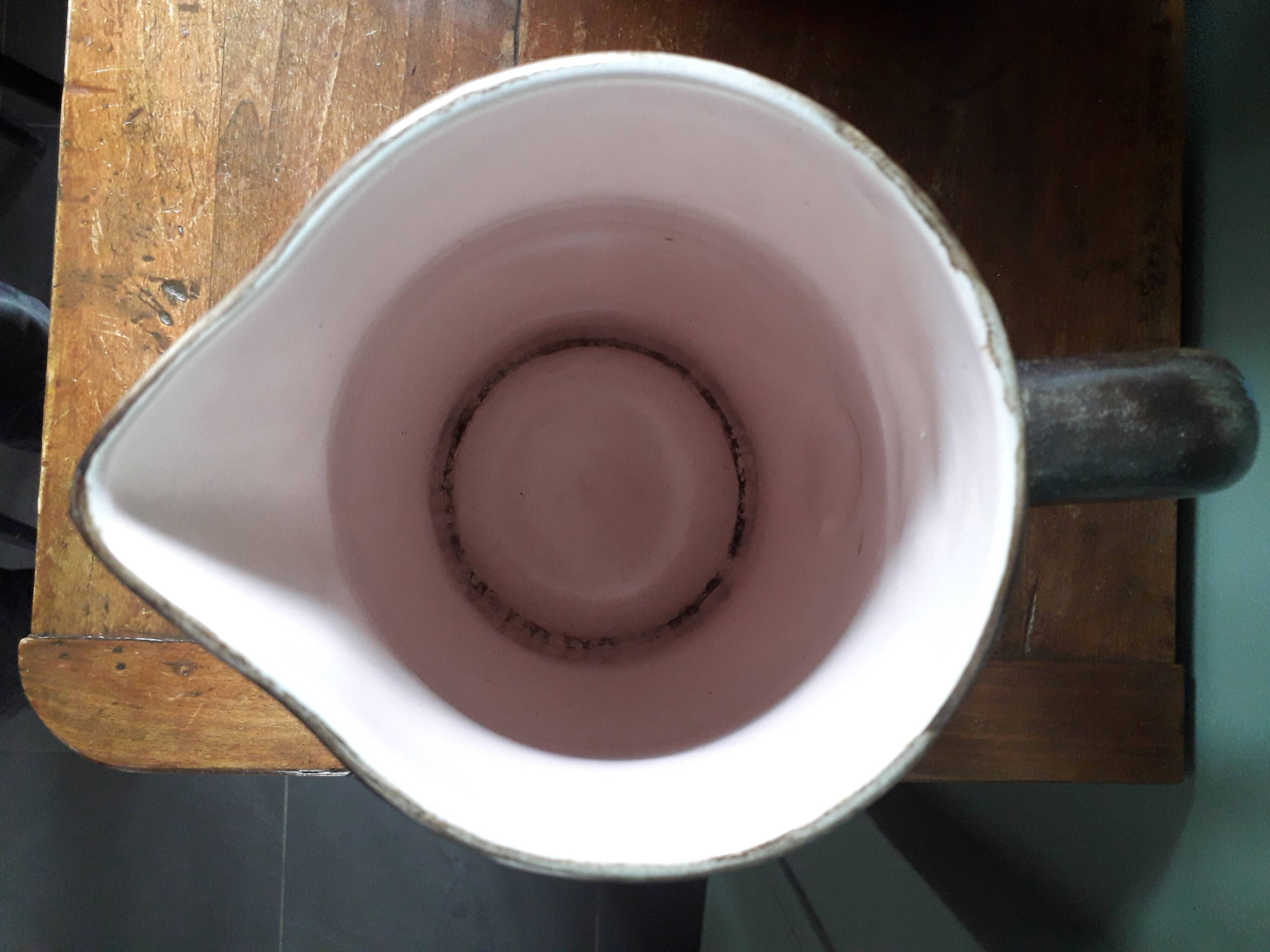 Vintage ceramic vase signed by the Longchamp factory