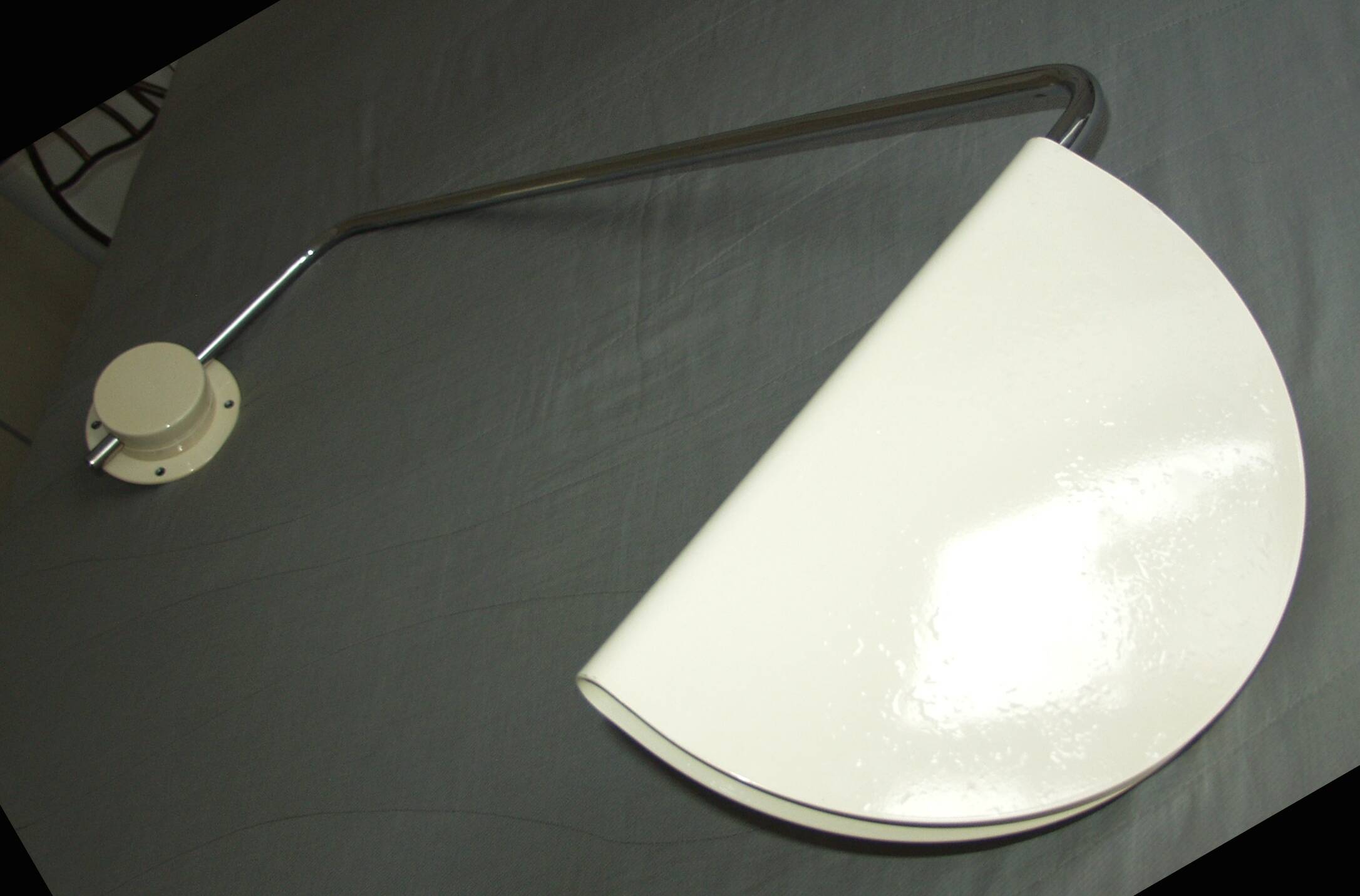 Luminaire "Mezzaluna" designed by Bruno Gecchelin ('75) / Ceiling light or wall light
