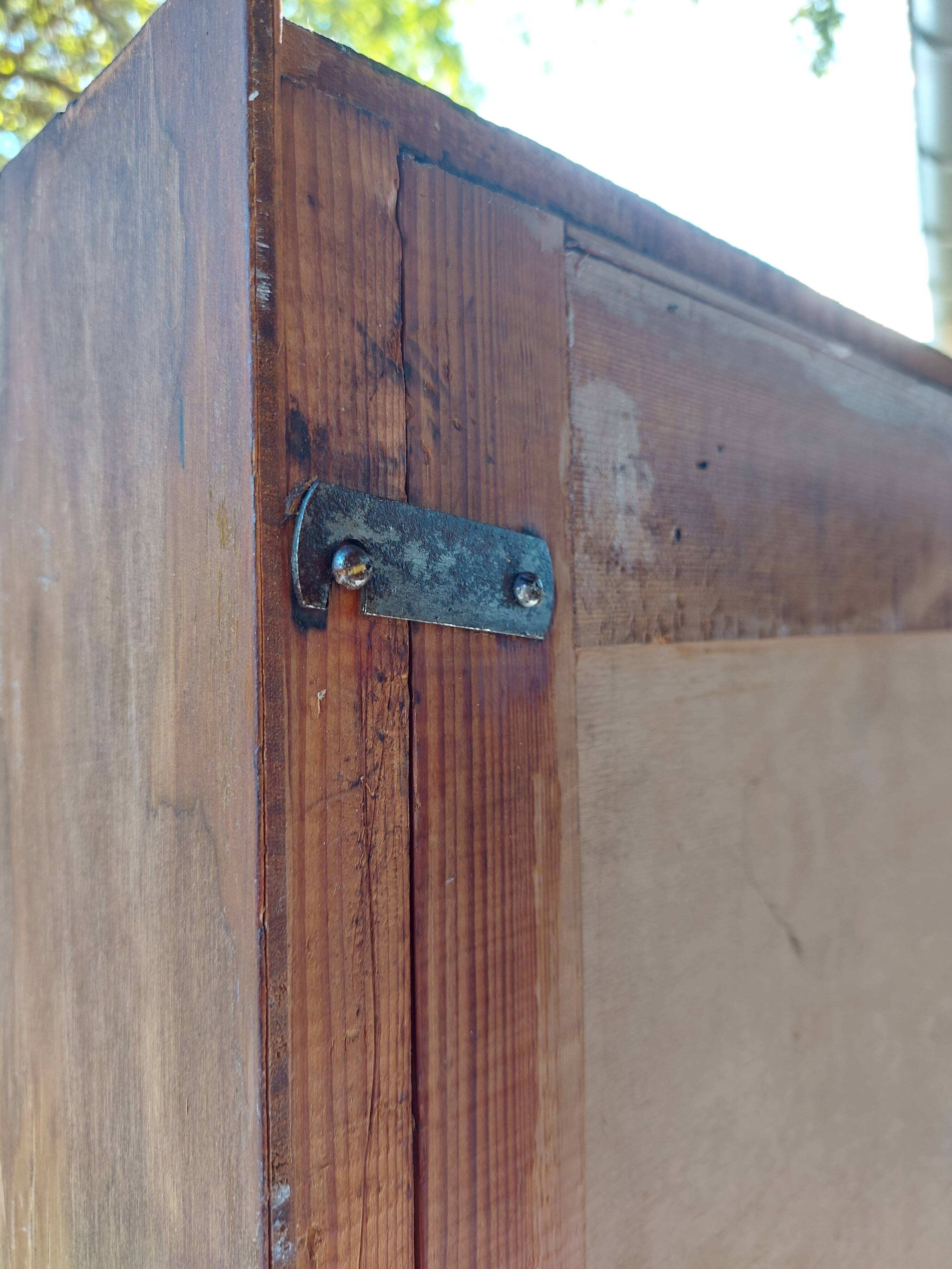 sliding door wardrobe, vintage, possible hanging space