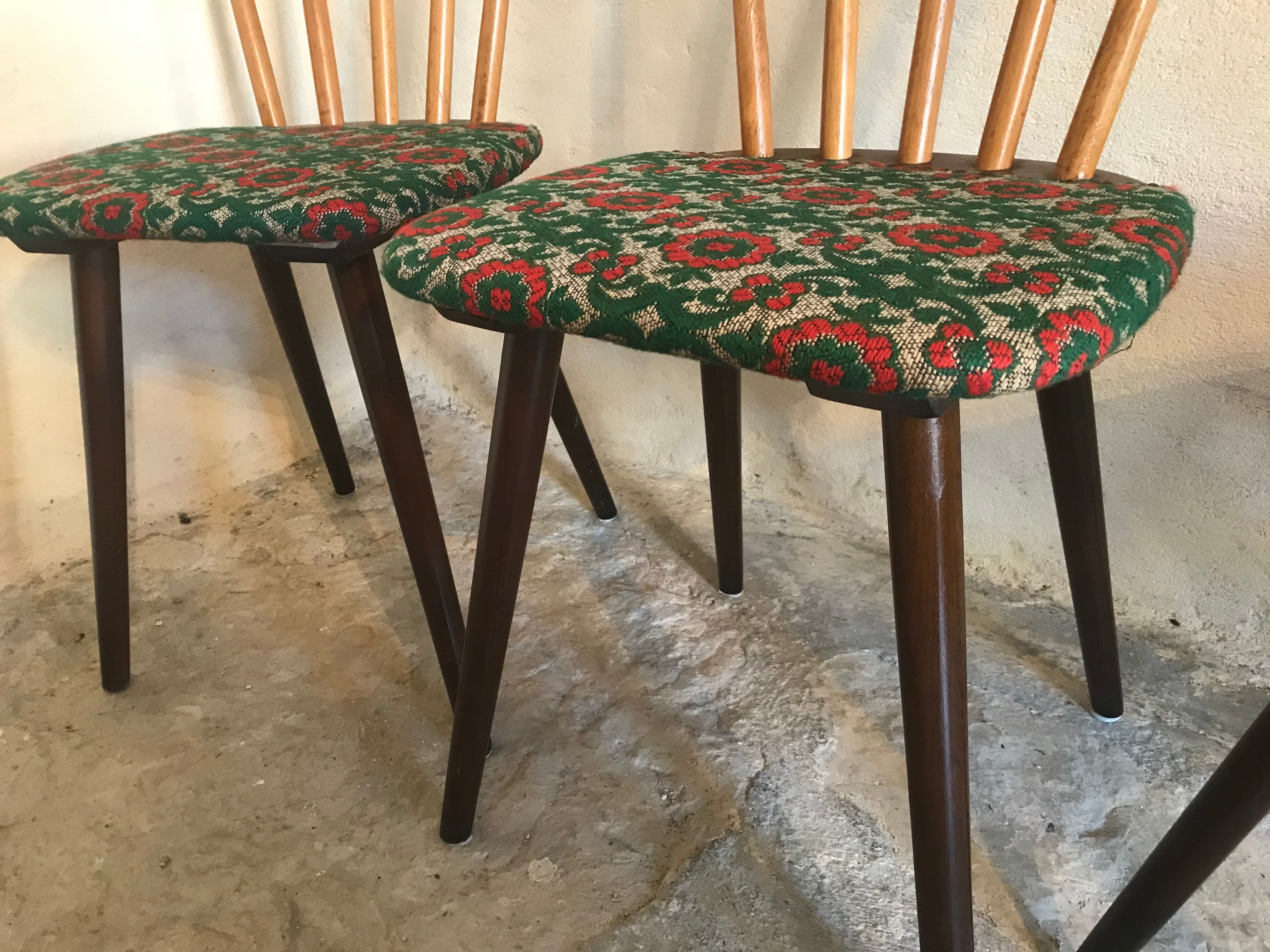 Set of 4 chairs inn 1960's bars and feet compass