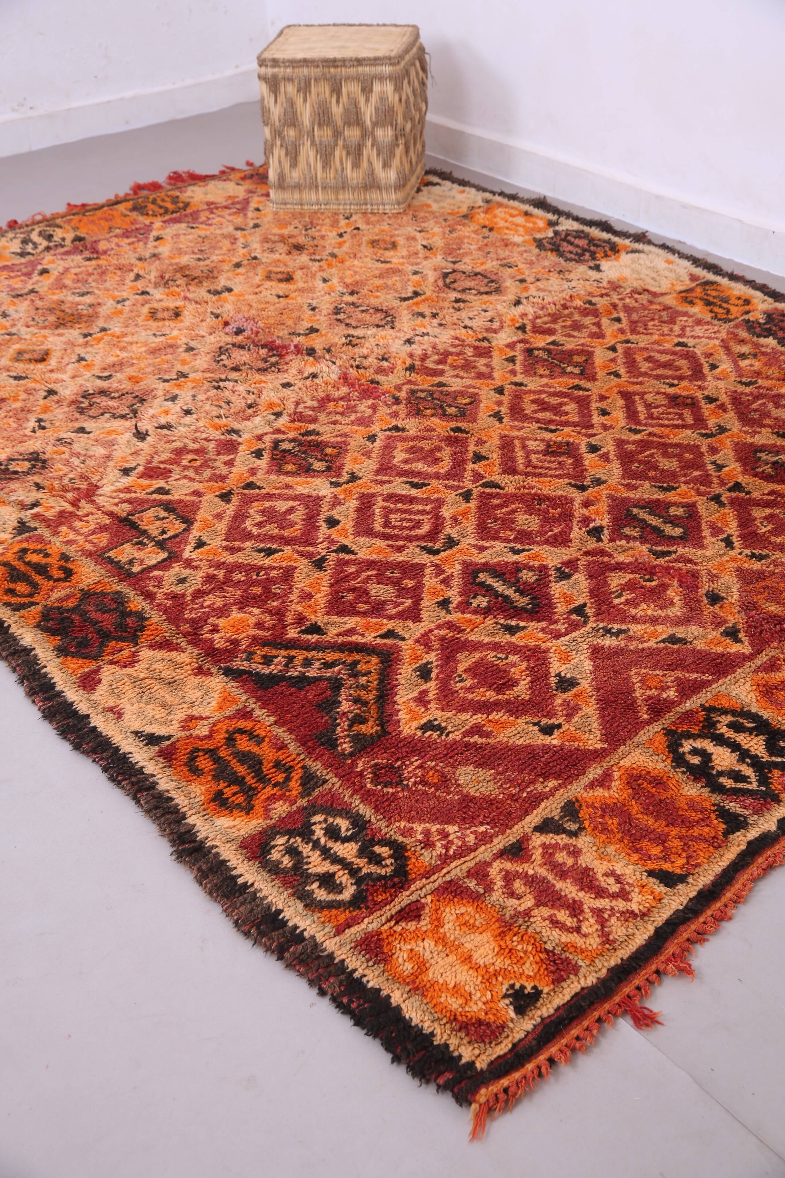 Vintage Moroccan Rug 210 x 286 cm - Antique Berber Rug - Wool Moroccan Rug
