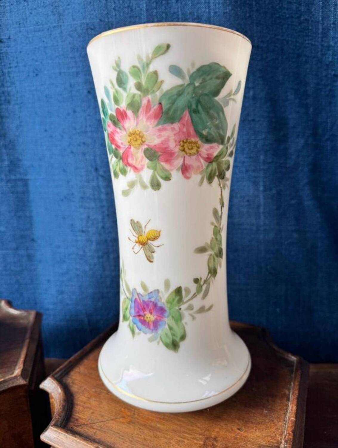 Pair of antique painted opaline vases from the early 19th century.