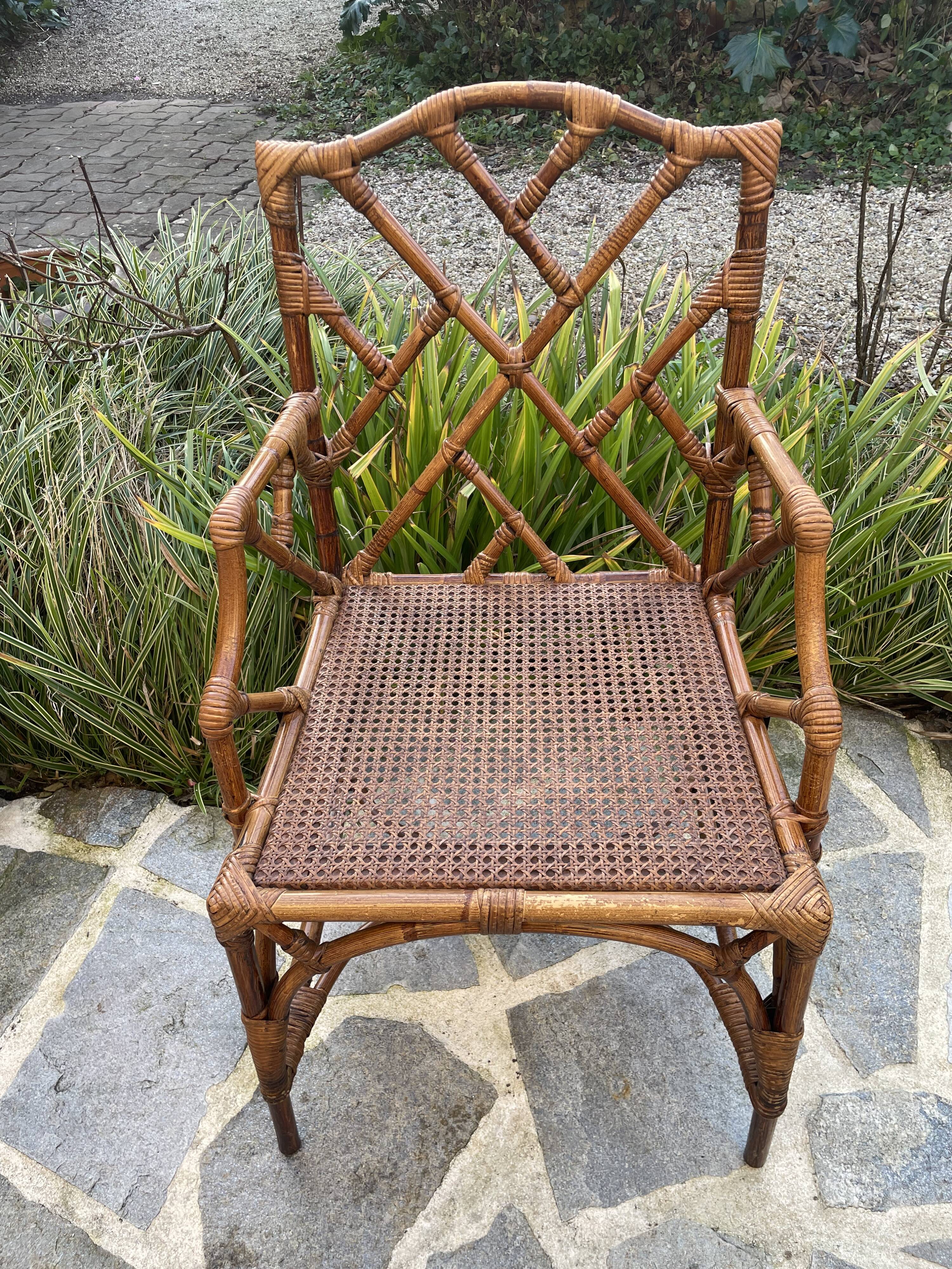 Salle à manger en rotin et bambou