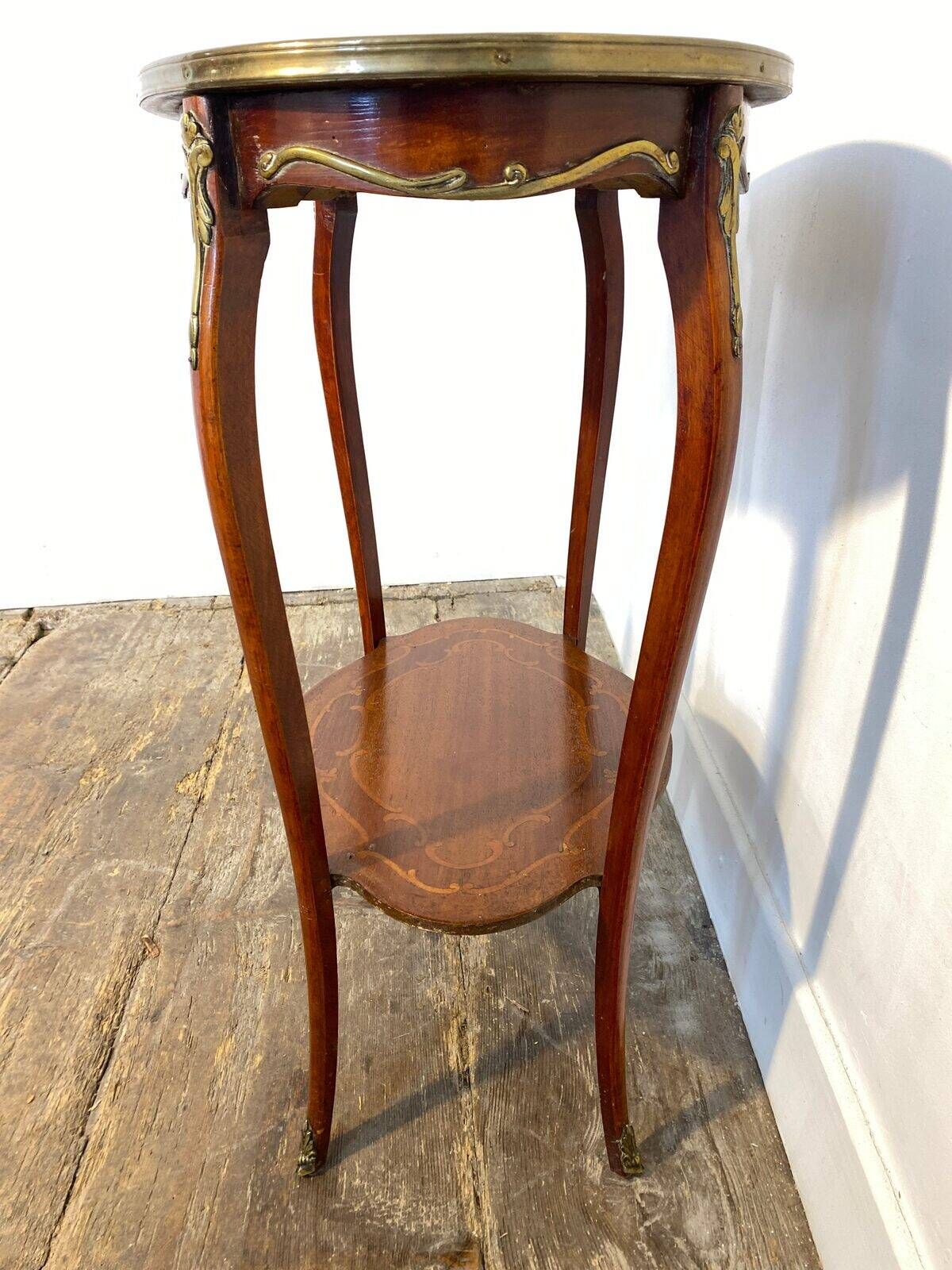 Louis XV side table in mahogany, marquetry and gilded bronze, circa 1900