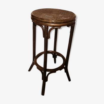 Bar stool