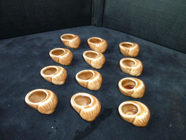 Set of 12 ceramic snail shells