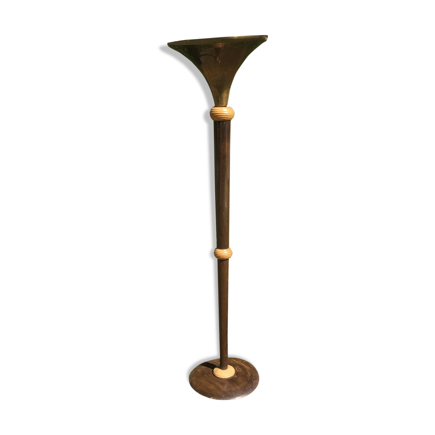 Vintage lamppost