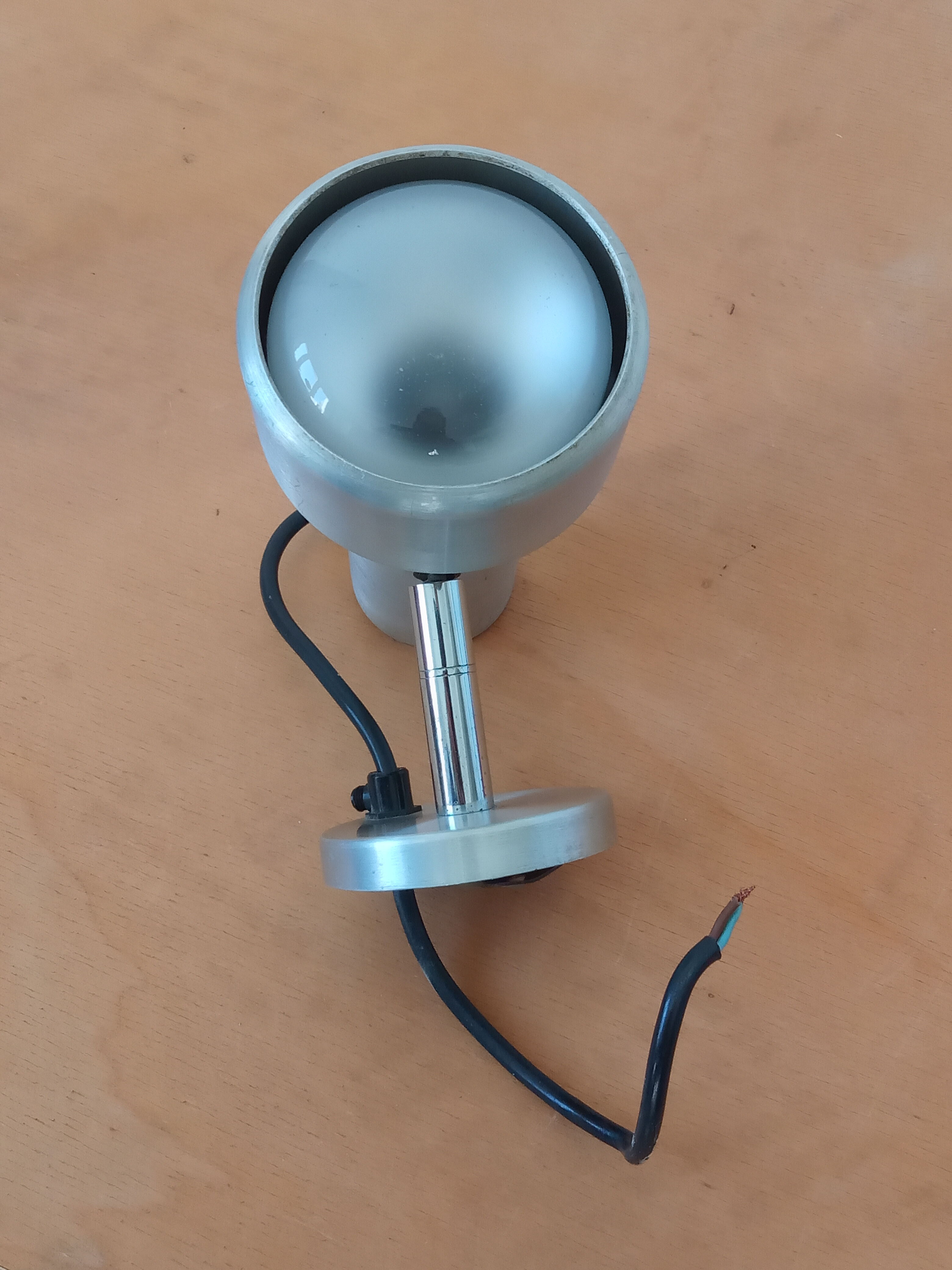 Spot applies 1970 aluminum