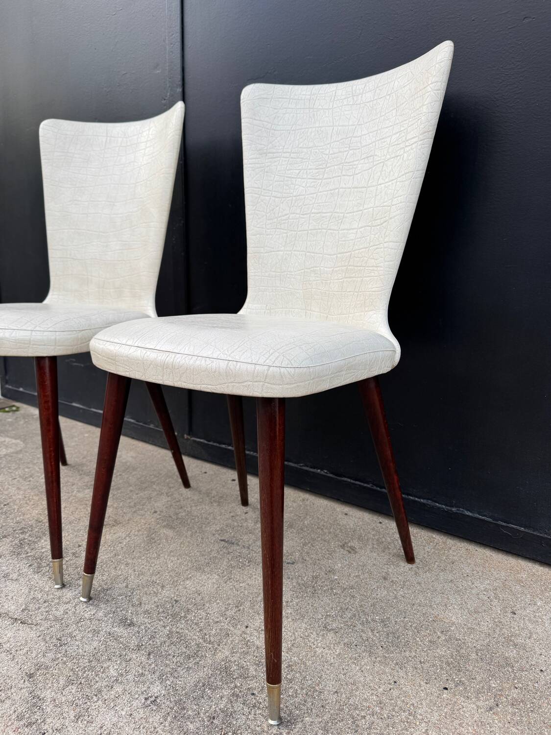 Baumann Essor chairs from the 1960s