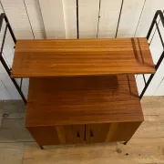 Small piece of furniture on legs