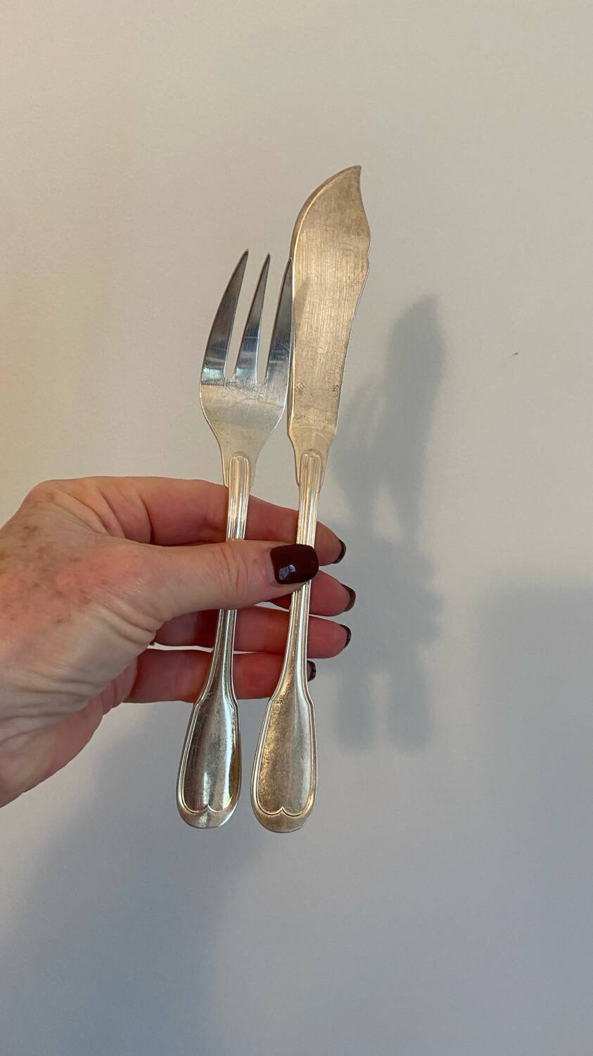 6 forks and 6 fish knives in silver-plated metal, Filet model 1950