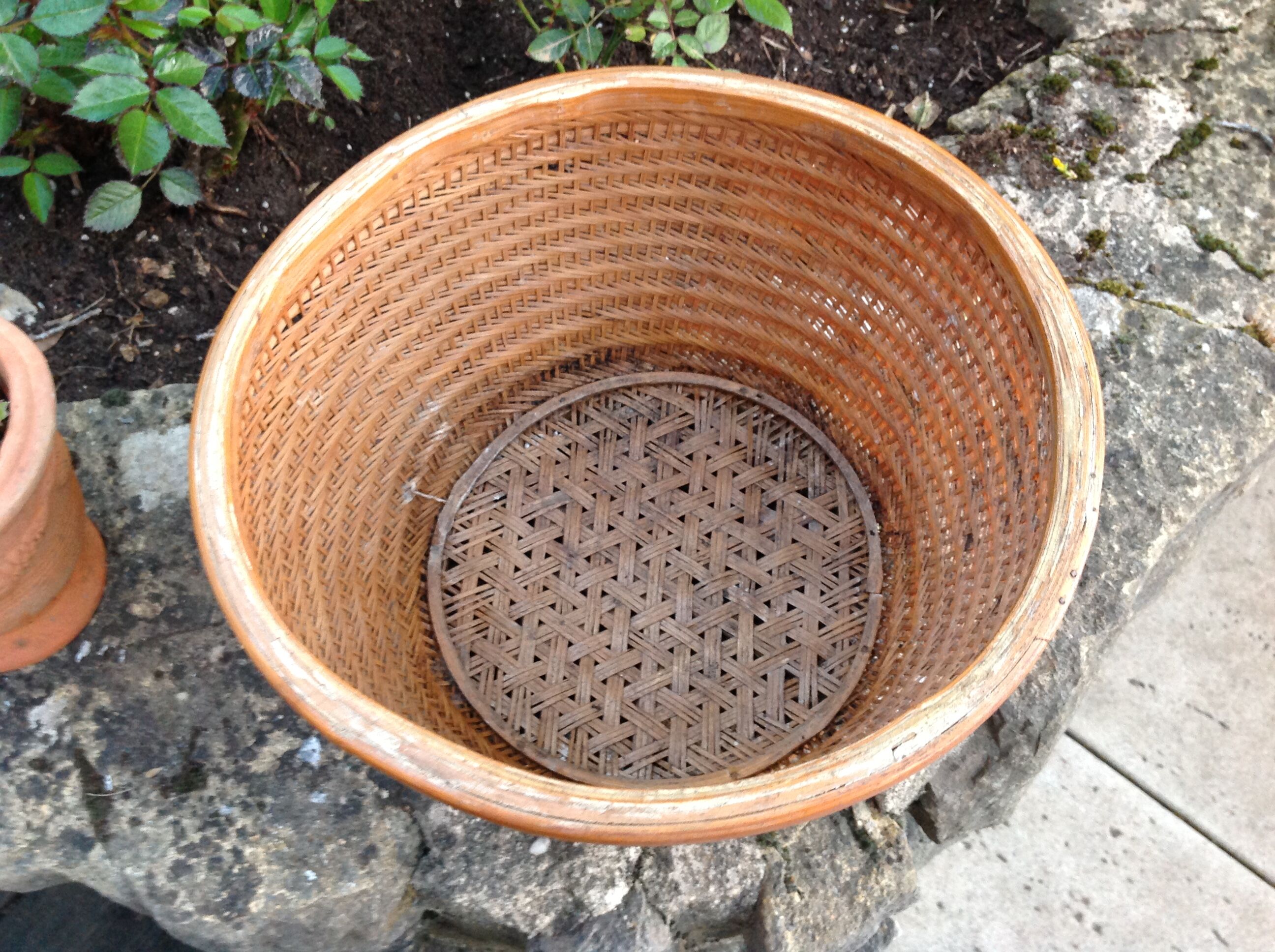 Braided wicker pot cover, vintage 60s/70s