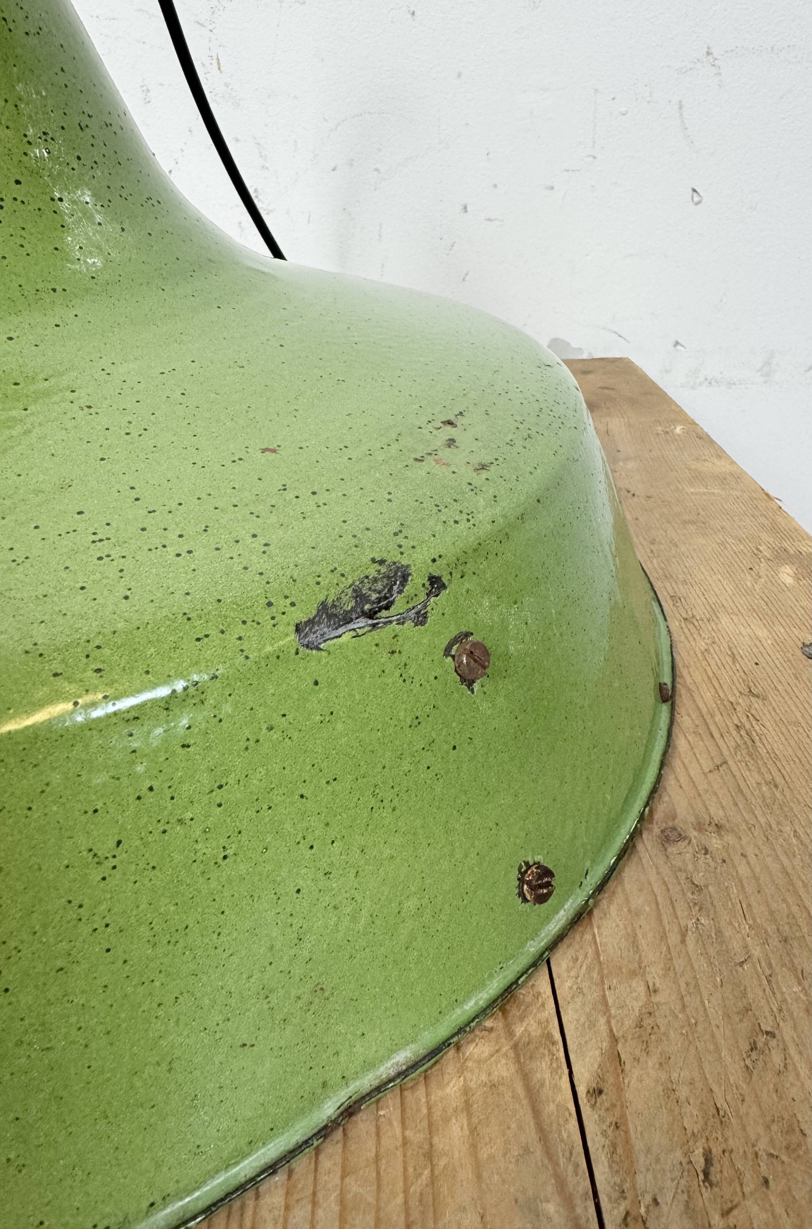 Industrial Italian Green Enamel Factory Pendant Lamp, 1960s