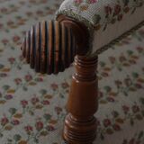 Fauteuil danois moderne en bois tourné avec tissu floral, début du XXe siècle