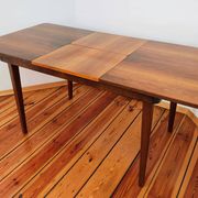 Table extensible tchécoslovaque par Jindřich Halabala pour UP Závody, 1950