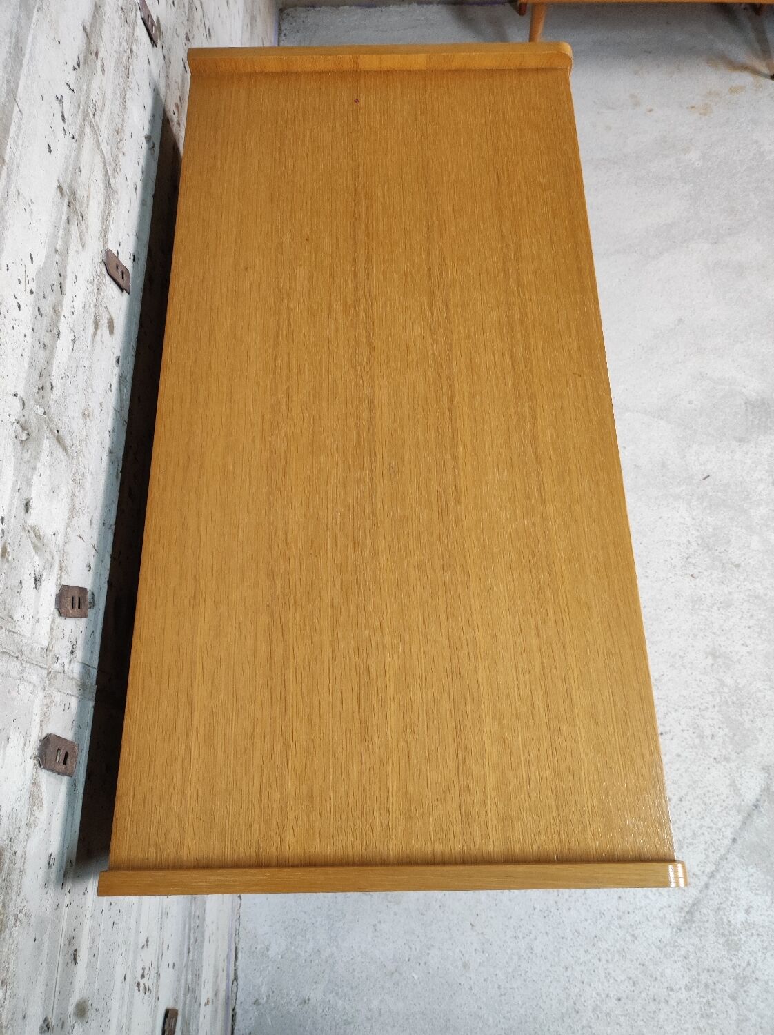 Commode vintage pieds compas