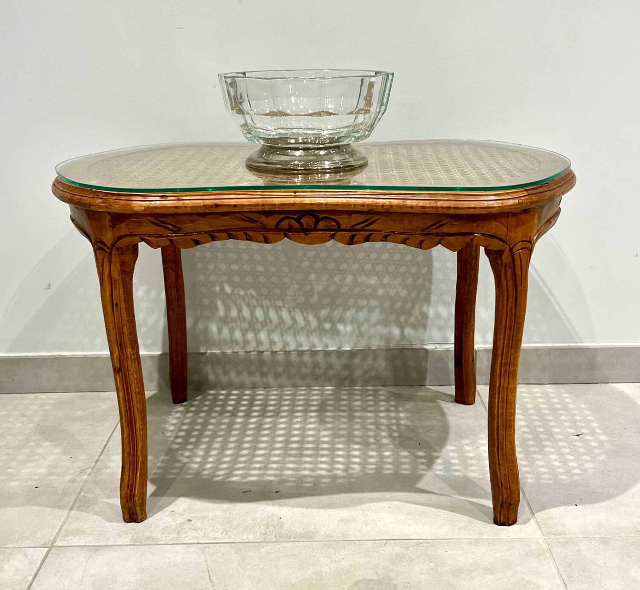 Salon Louis XVI, quatre pièces cannelé et mouluré