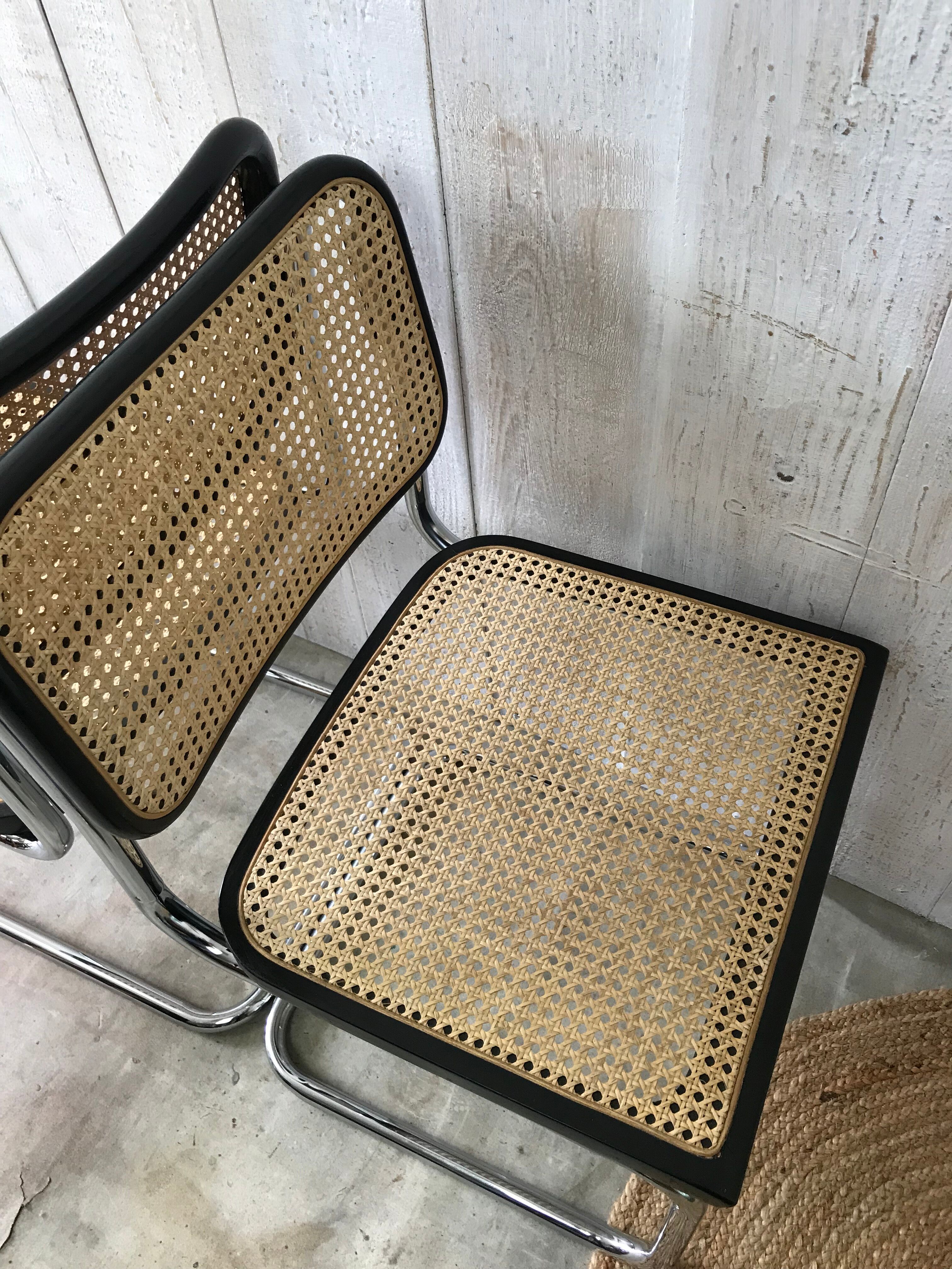 Pair of chairs B32 Breuer