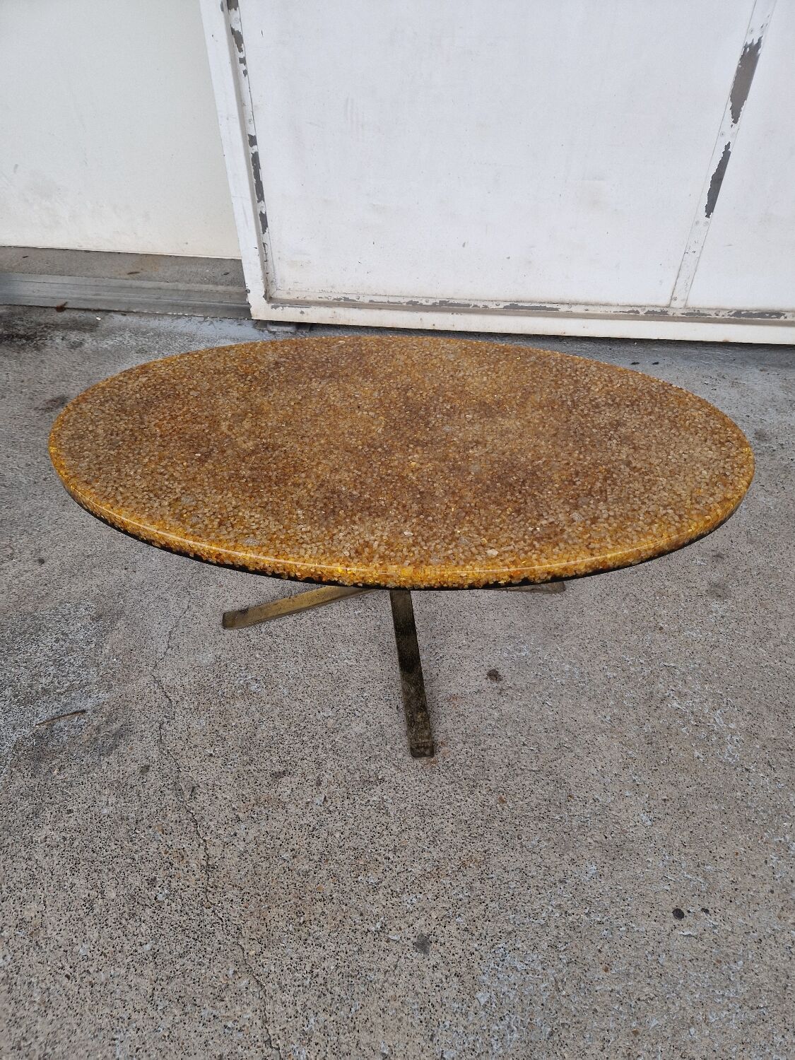 Giraudon coffee table in epoxy resin