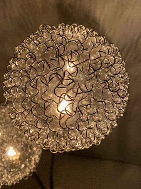 Contemporary lamp with 3 glass and metal balls to place (2 lamps available