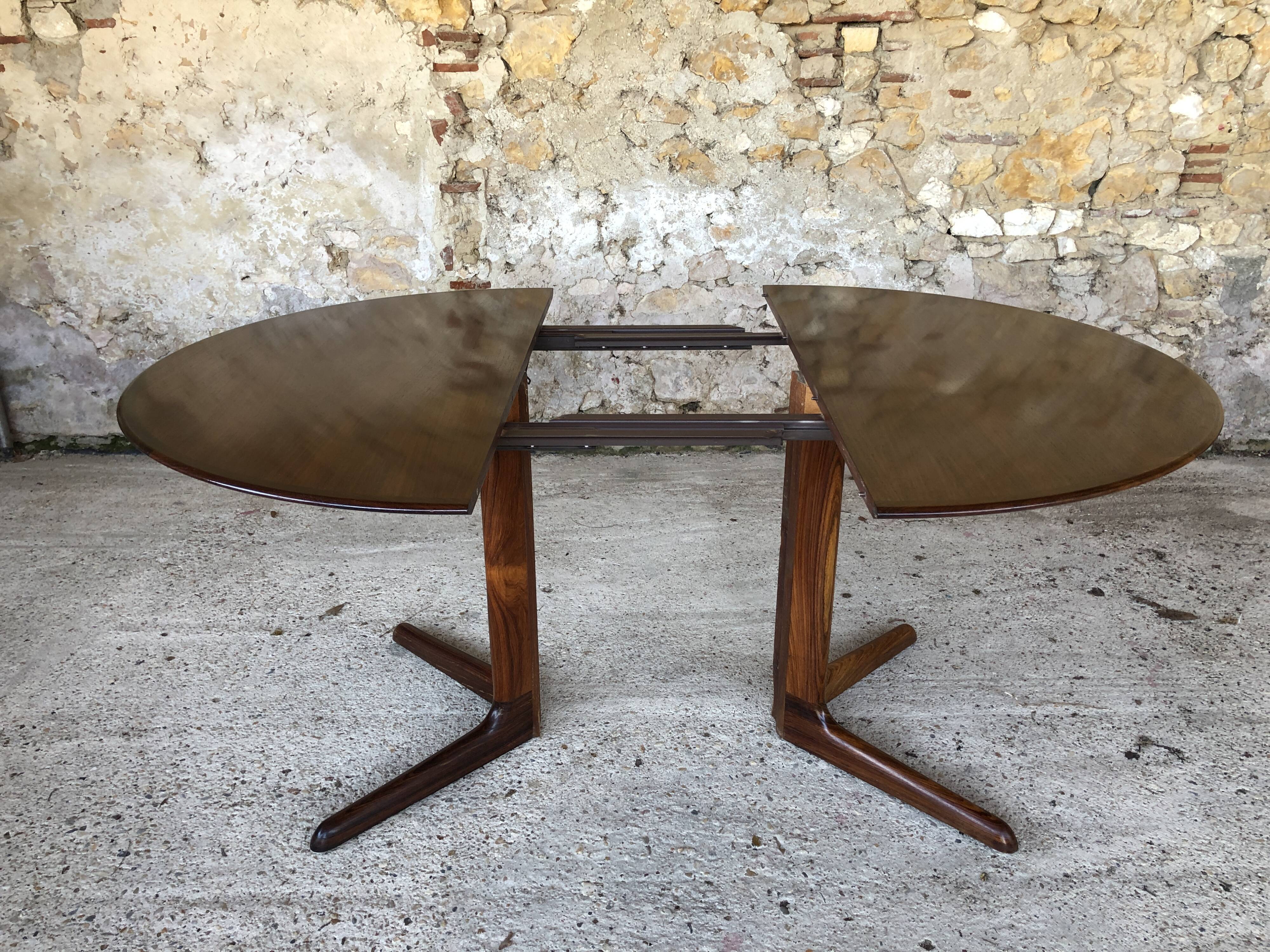 Expandable Scandinavian rosewood dining table by CJ Rosengaarden, circa 60's