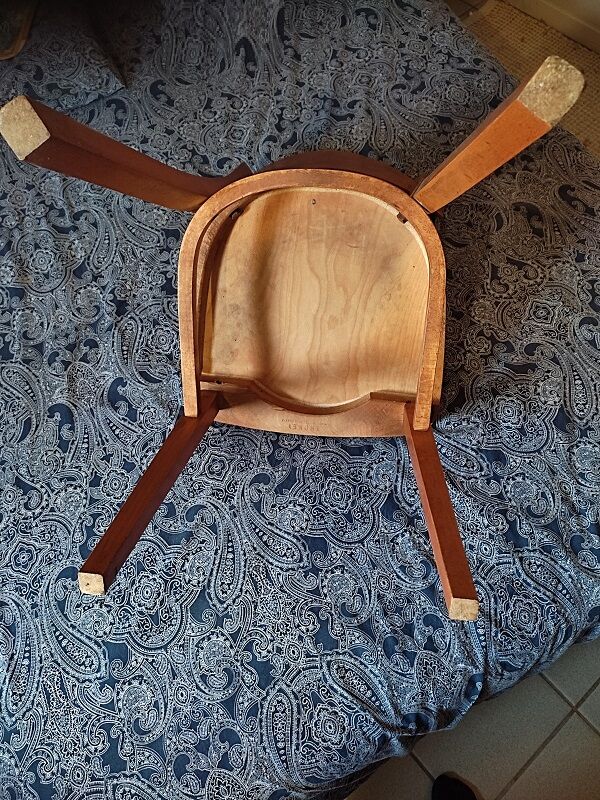 Bistro chair Thonet patinated varnished wood